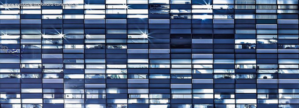 - Conform prevederilor legislative aflate în vigoare, analiza de risc la securitatea fizică are rolul de a identifica vulnerabilitățile și riscurile, de a determina nivelul de expunere la producerea unor incidente de securitate fizică.